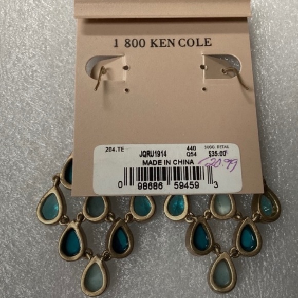 Kenneth Cole New York Earrings 1 pair large dangling earrings New - Picture 5 of 5